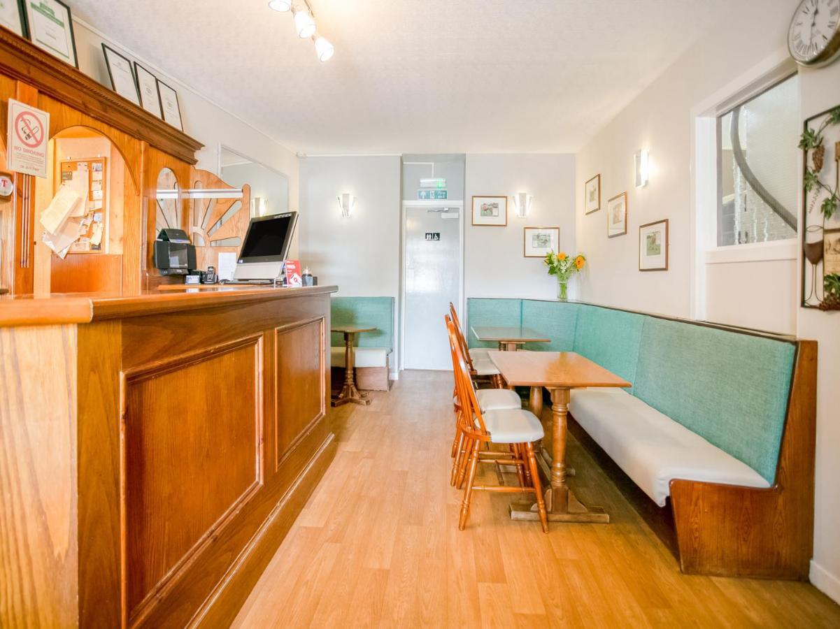 Corner Hotel 3*